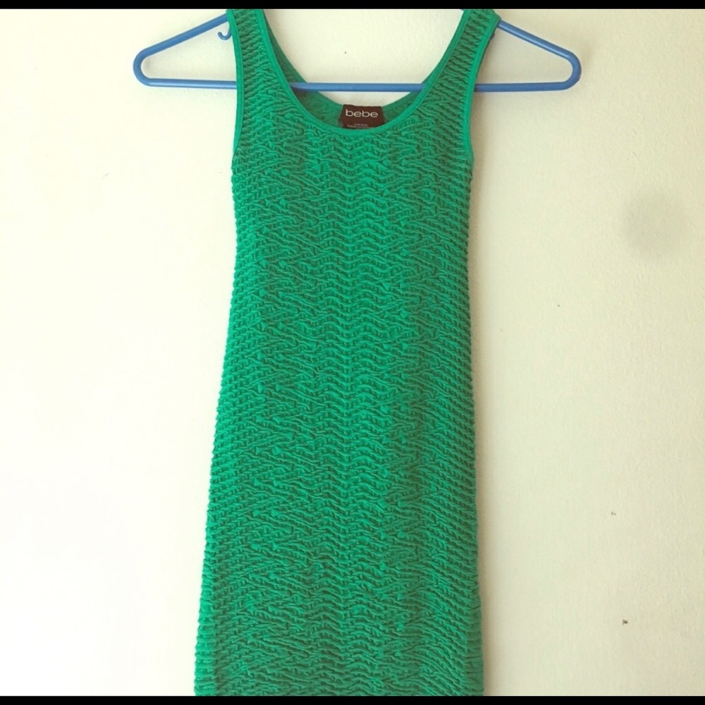 🎄BEBE bodycon dress sz S/P